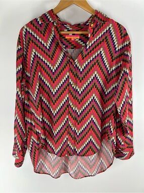 Vilagallo Pink Black White Chevron Button-Down Blouse